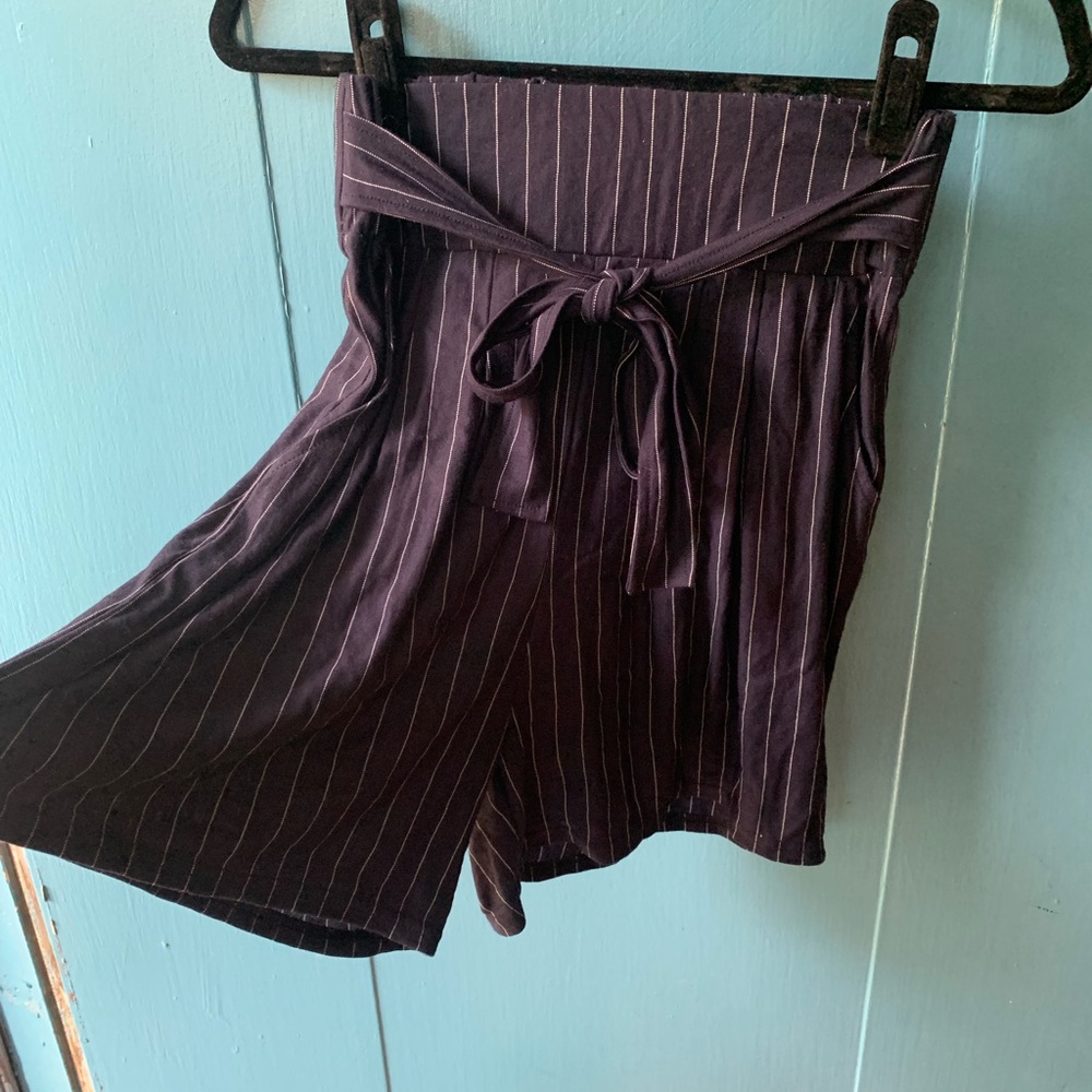 Super cute striped dress shorts